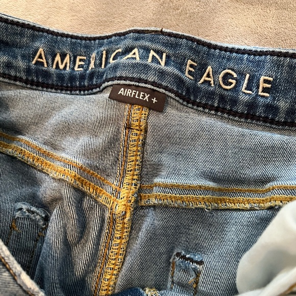 American Eagle Jeans - Picture 2 of 4